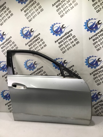Пассажирская передняя дверь A2127200205 MERCEDES