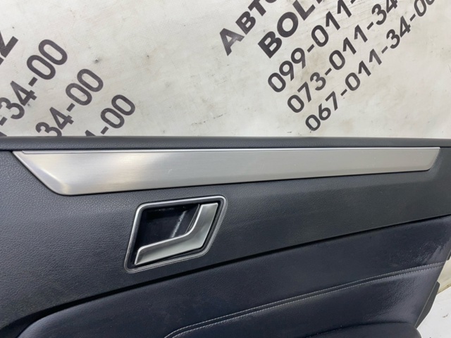 MERCEDES A21273068709J71 Обшивка (облицовка) внутренняя двери задней правой в наличии Николаев