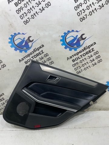 Обивка задней двери A21273068709J71 MERCEDES