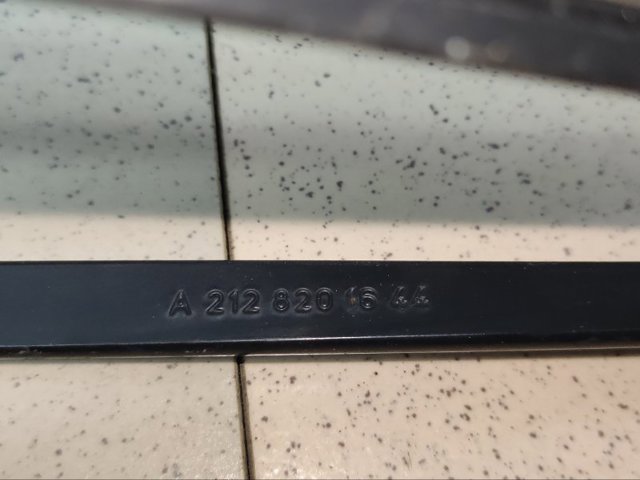 A2128201644 MERCEDES Поводок стеклоочистителя купить в Днепр
