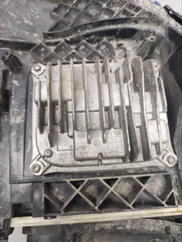 A2128201939 MERCEDES Левая фара купить в Тернополь