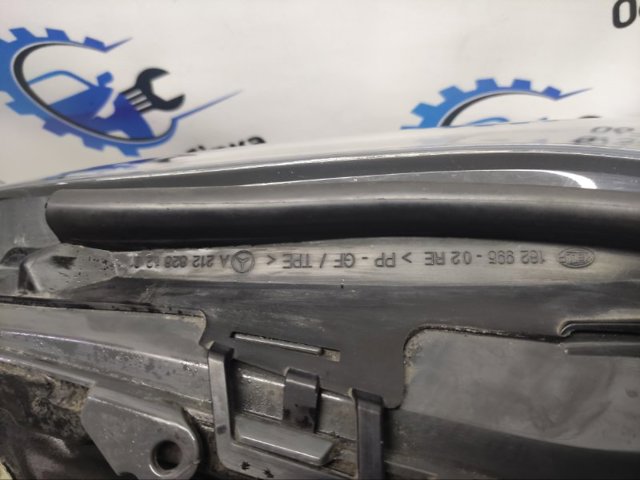 MERCEDES A2128202039 Фара правая в наличии Хмельницкий