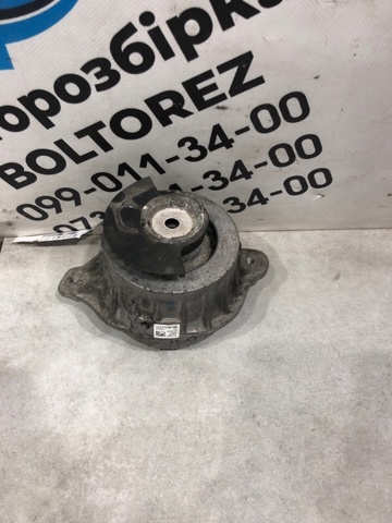 Опора двигателя A2132402500 MERCEDES
