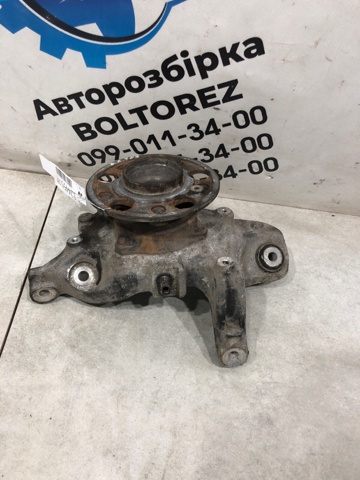 Цапфа поворотная левая A2133503105 MERCEDES