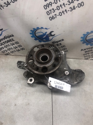 Кулак поворотный правый A2133503205 MERCEDES