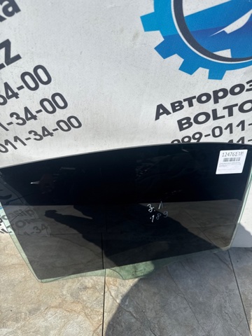 A2137350110 MERCEDES Стекло двери задней левой купить в Львов