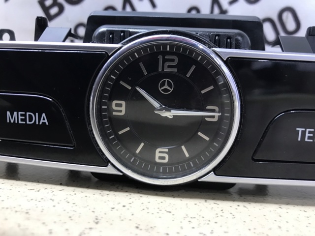 2139054603 MERCEDES Блок кнопок центральной консоли купить в Кривой Рог