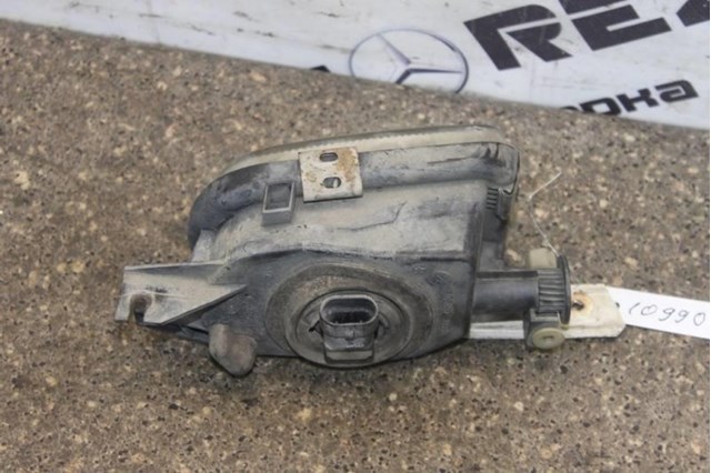 MERCEDES A2158200656 Фара противотуманная правая в наличии Винница