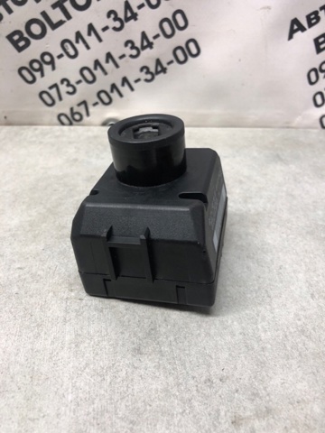 MERCEDES A2165450608 Замок зажигания в наличии Украина