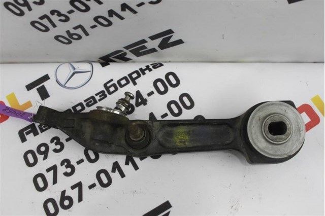 Передний нижний рычаг A2203309007 MERCEDES
