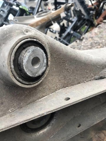 2203501700 MERCEDES Подрамник задний купить в Одесса