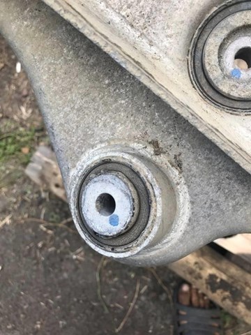 MERCEDES A2203506700 в наличии Ужгород