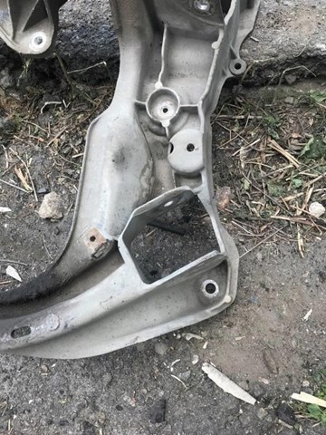MERCEDES A2206280257 Балка передней подвески (подрамник) в наличии Хмельницкий