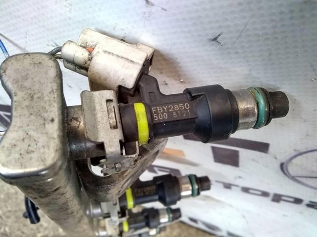 A2207200537 MERCEDES Петля двери передней левой купить в Ужгород