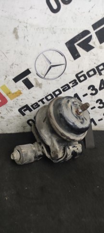 A2207200637 MERCEDES Петля двери передней правой купить в Ирпень