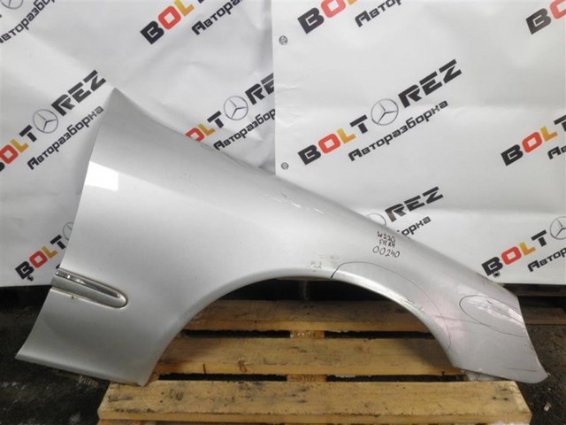 Правое крыло Мерседес-бенц С