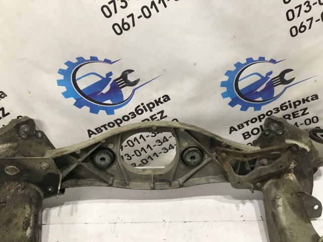 Крабобалка задней подвески Mercedes S