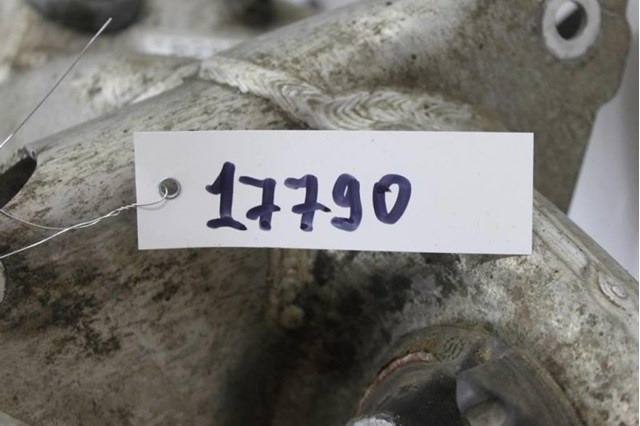 MERCEDES 2213503904 в наличии Харьков