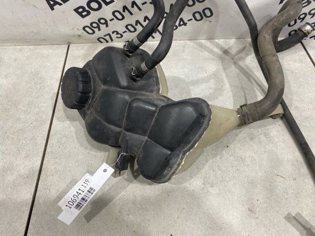 Водяной бачок системы охлаждения A2215000349 MERCEDES