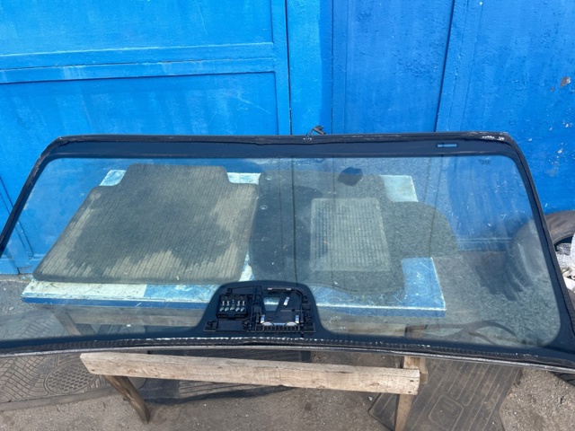 Автостекло A2216709301 MERCEDES