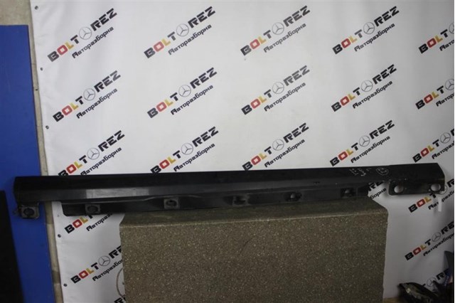 Накладка (молдинг) порога наружная правая A2216900440 MERCEDES