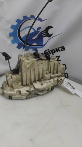 Замок задней правой двери  A2217300835 MERCEDES