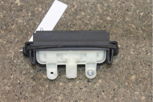 MERCEDES A2217500893 Замок багажника в наличии Ирпень