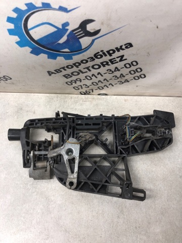 Ручка двери передней наружная левая A22176009709197 MERCEDES
