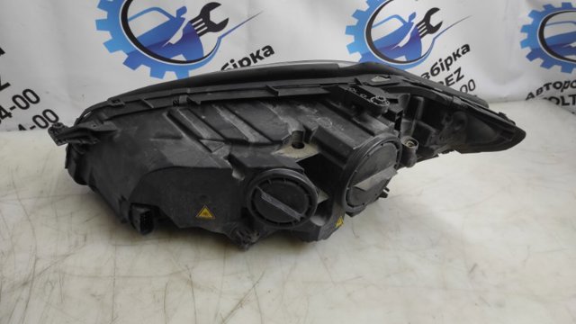 A2218201059 MERCEDES Фара правая купить в Ровно