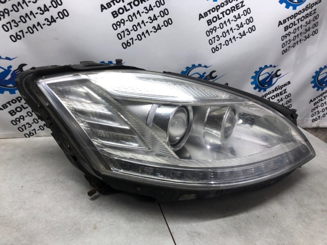 MERCEDES A2218207661 Фара правая в наличии Чернигов