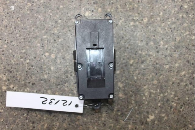 MERCEDES A2218214651 в наличии Николаев