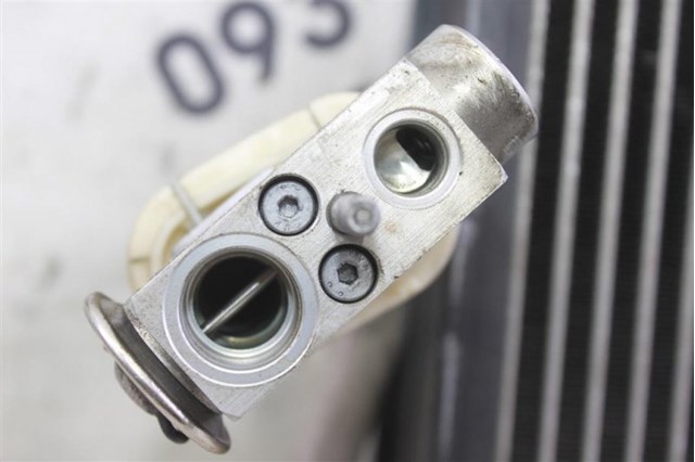 A2218300158 MERCEDES Испаритель кондиционера купить в Одесса