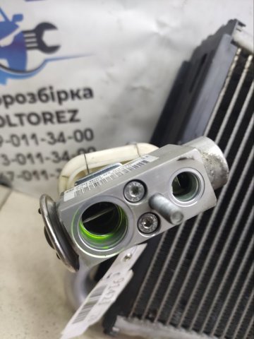 Охладитель воздуха A2218300358 MERCEDES
