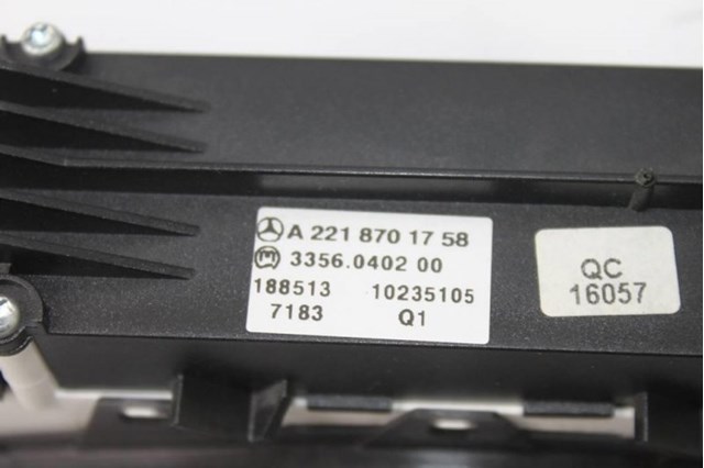 A2218701758 MERCEDES Блок кнопок центральной консоли купить в Каменское