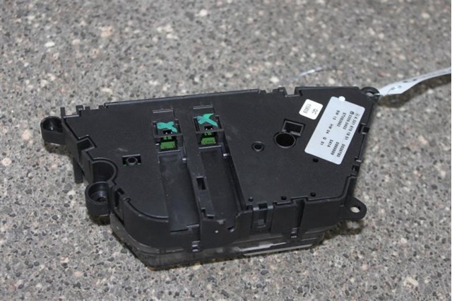 A2218701851 MERCEDES купить в Хмельницкий