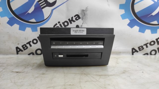 Магнитола (радио AM/FM) A2218703095 MERCEDES