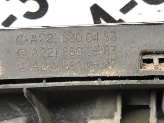 MERCEDES A22188000839040 Решетка радиатора в наличии Одесса