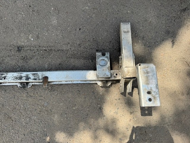 A2466200019 MERCEDES Балка радиатора нижняя купить в Тернополь