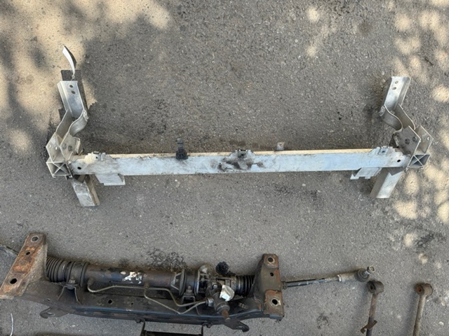 A2466200019 MERCEDES Балка радиатора нижняя купить в Киев