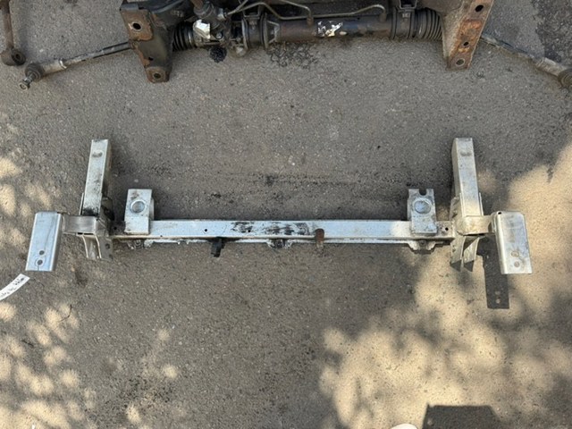 Балка радиатора нижняя A2466200019 MERCEDES