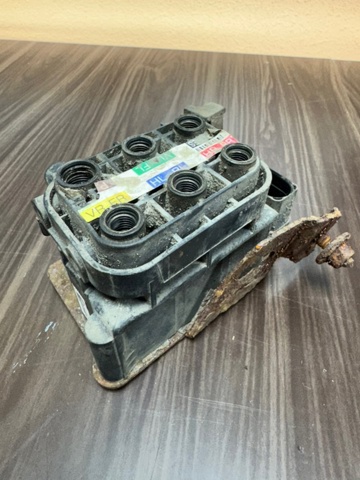 A2513200058 MERCEDES Блок клапанов регулируемой подвески купить в Павлоград