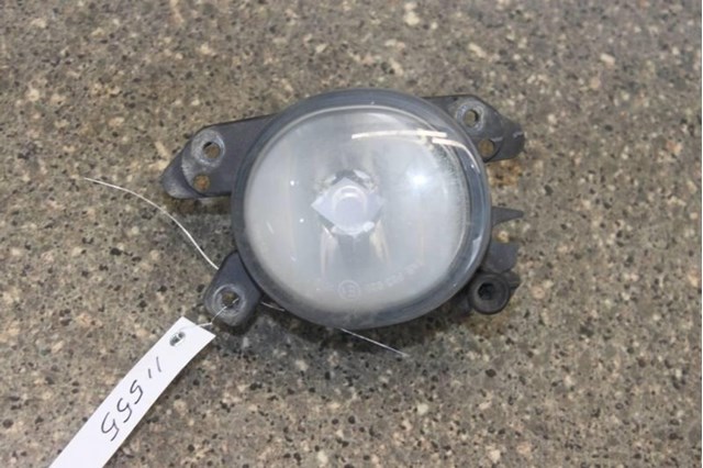 Левая противотуманная фара A2518200756 MERCEDES