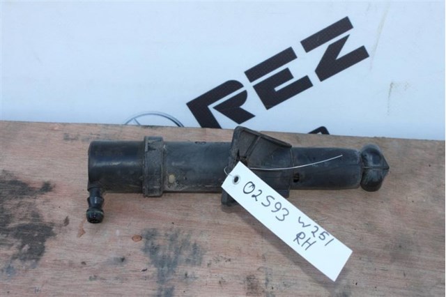 Форсунка омывателя передней левой фары A2518600547 MERCEDES