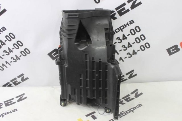  Корпус воздушного фильтра A2710900901 MERCEDES