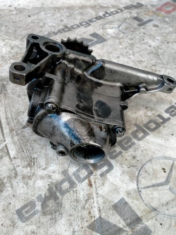MERCEDES A6111810201 Насос масляный в наличии Винница