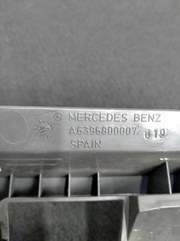 A6396800007 MERCEDES Накладка декоративная центральной консоли купить в Павлоград