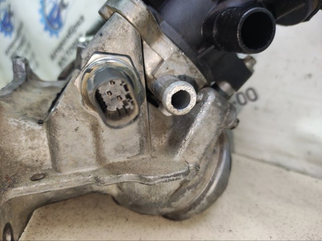 MERCEDES A6401401660 Клапан EGR рециркуляции газов в наличии Ровно