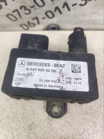 MERCEDES A6409004200 Реле свечей накала в наличии Ровно