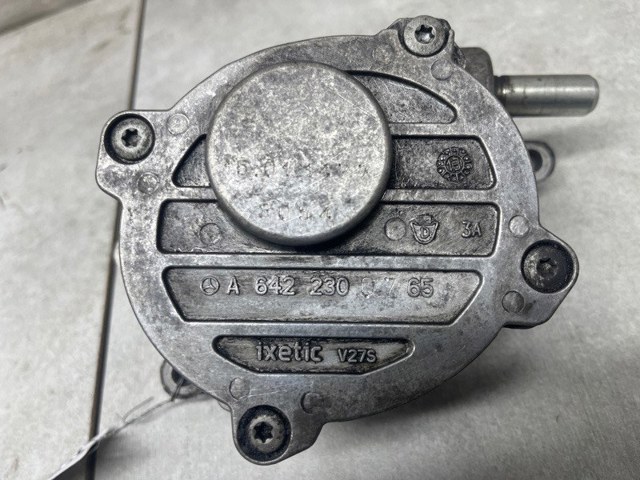 Насос вакуумный A6422300765 MERCEDES