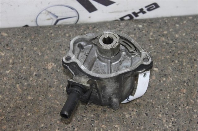 MERCEDES A6512300265 Вакуумный насос в наличии Днепр